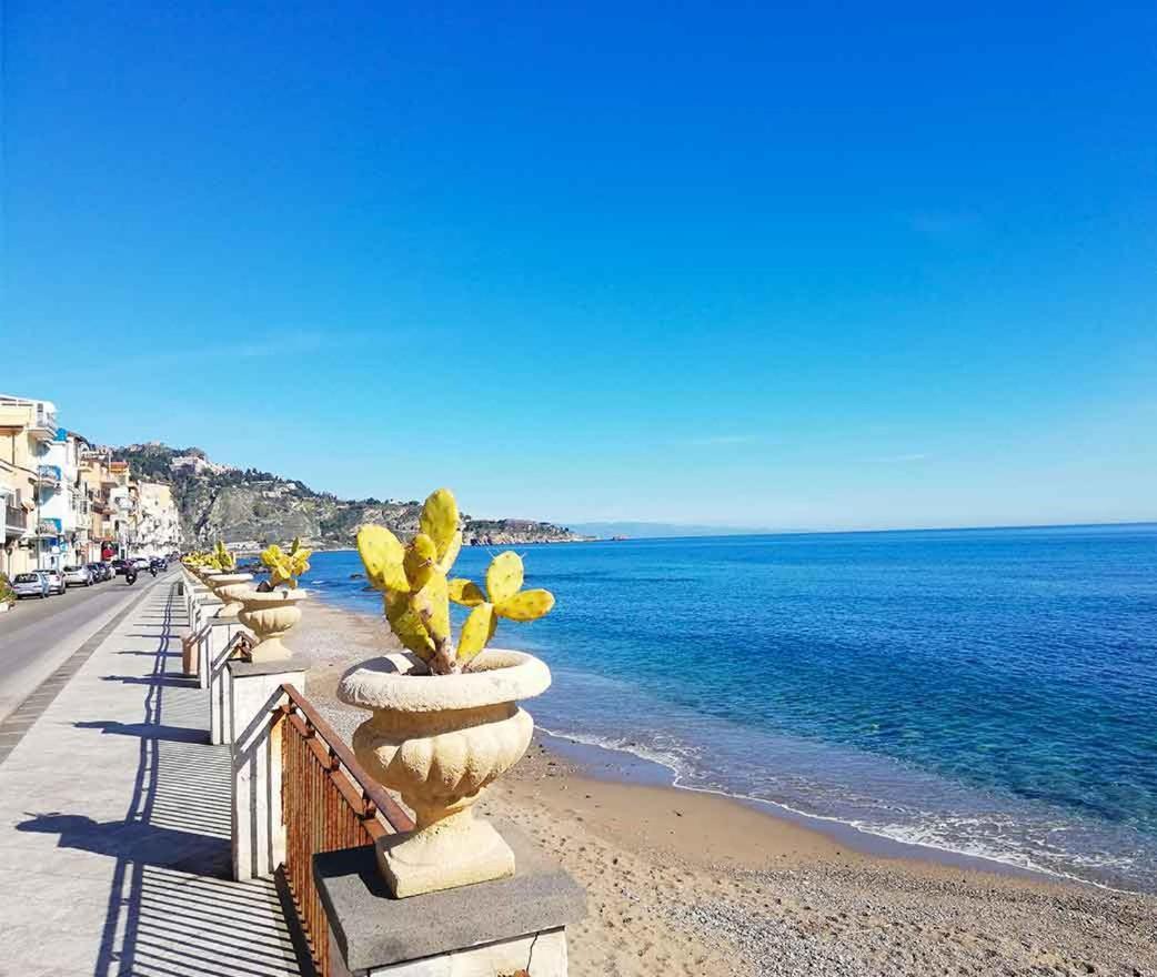 Appartamento Da Nella Giardini Naxos Exterior foto